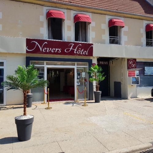 Nevers Hotel