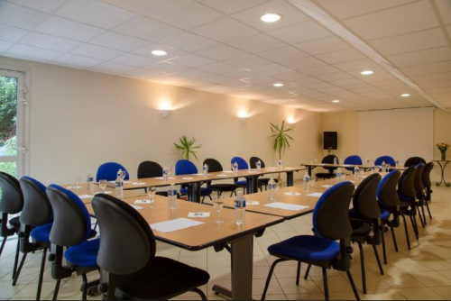 Photo 3 - Kyriad Bellegarde 