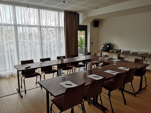 Photo 2 - Aiden Hotel