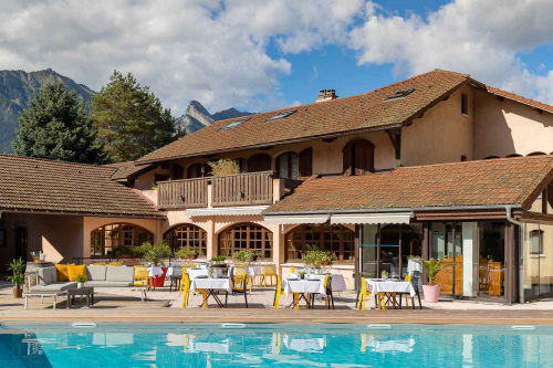 BASE CAMP LODGE anciennement Le Roma